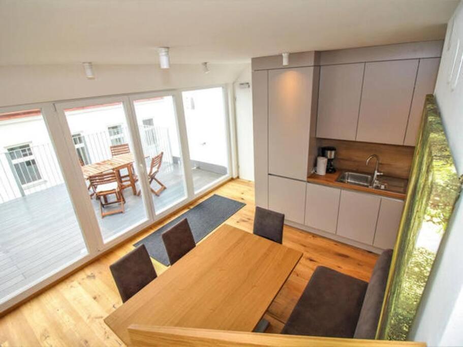 Luxury 2-Floor Rooftop Apartment With Terrace In The City Center 维也纳 外观 照片